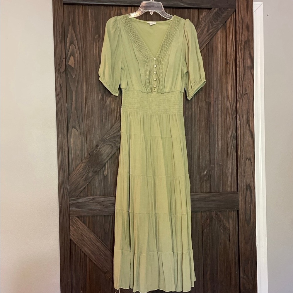 King’s Road Sage Green Dress, Size medium